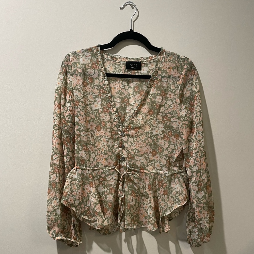 Vici floral blouse